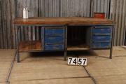 Industrial- vintage-  antigue pine- decorations style Industrial vintage workbench/sidetable in Wood/metal, european 1960