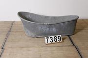 Industrial  vintage style Vintage bathtub in zink, european 1960