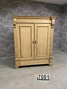 style Antique pine cabinet/wardrobe in wood, European