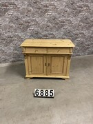 style Antique pine chest of drawers in wood, European