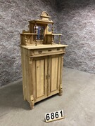 Country style Antique pine cabinet in wood