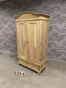 Country style Antique pine cabinet/wardrobe 2 doors in wood, European