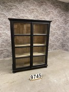 style Industrial display cabinet in Glass/wood, European