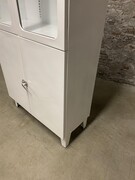 style Industrial retro doctor's cabinet/Showcase in Glass/metal