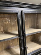 style Industrial retro glasscabinet in Glass/wood, European