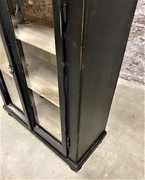 style Industrial retro style showcase/Cabinet  in Glass/wood, European