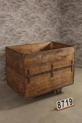 style Industrial retro vintage cart/trolley in wood/metal