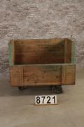 style Industrial retro vintage cart/trolley in wood/metal, European