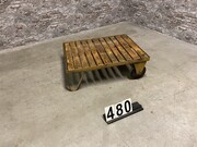 style Industrial retro vintage coffeetable/pallettable  in wood/metal, European 20th century