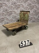 style Industrial retro vintage trolley/cart in wood/metal, European