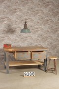 style Industrial retro vintage workbench/desk/sidetable in wood/metal, European