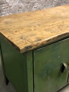 style Industrial retro vintage workbench/desk/sidetable in wood/metal, European