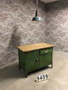 style Industrial retro vintage workbench/desk/sidetable in wood/metal, European