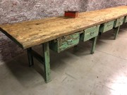 style Industrial retro vintage workbench/desk/sidetable in wood/metal, European