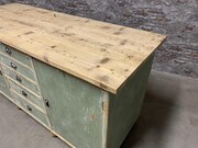 style Industrial retro vintage workbench/desk/sidetable in wood/metal, European