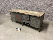style Industrial retro vintage workbench/desk/sidetable in wood/metal, European 20th century