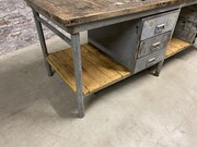 style Industrial retro vintage workbench/desk/sidetable