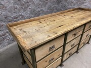 style Industrial retro vintage workbench/desk/sidetable in wood/metal, European