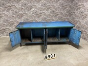 style Industrial retro vintage workbench/desk/sidetable in Metal, European
