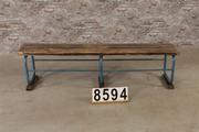 style Industrial vintage bench/gymnasticbench  in wood/metal, European
