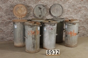 style Industrial vintage retro garbage can in Metal, European