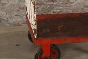 style Industrial vintage retro trolley/cart in Metal, European