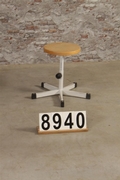 style Industrial vintage stools in wood/metal
