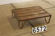 style Industrial vintage table/pallet table in wood/metal