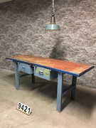 style Industrial vintage workbench/dresser/sidetable in wood/metal, European