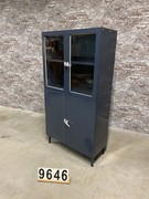 Modern style Industrial vintage showcase/Doctorscabinet in Glass/metal, European 20th century