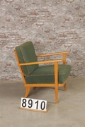 style Retro vintage chair  in wood/fabric, European