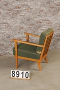 style Retro vintage chair  in wood/fabric, European