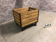 style Retro vintage trolley/cart decoration in wood/metal, European