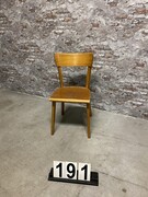 style Vintage chairs in wood