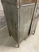 Vintage style Industrial retro vintage cabinet in Metal 20th century